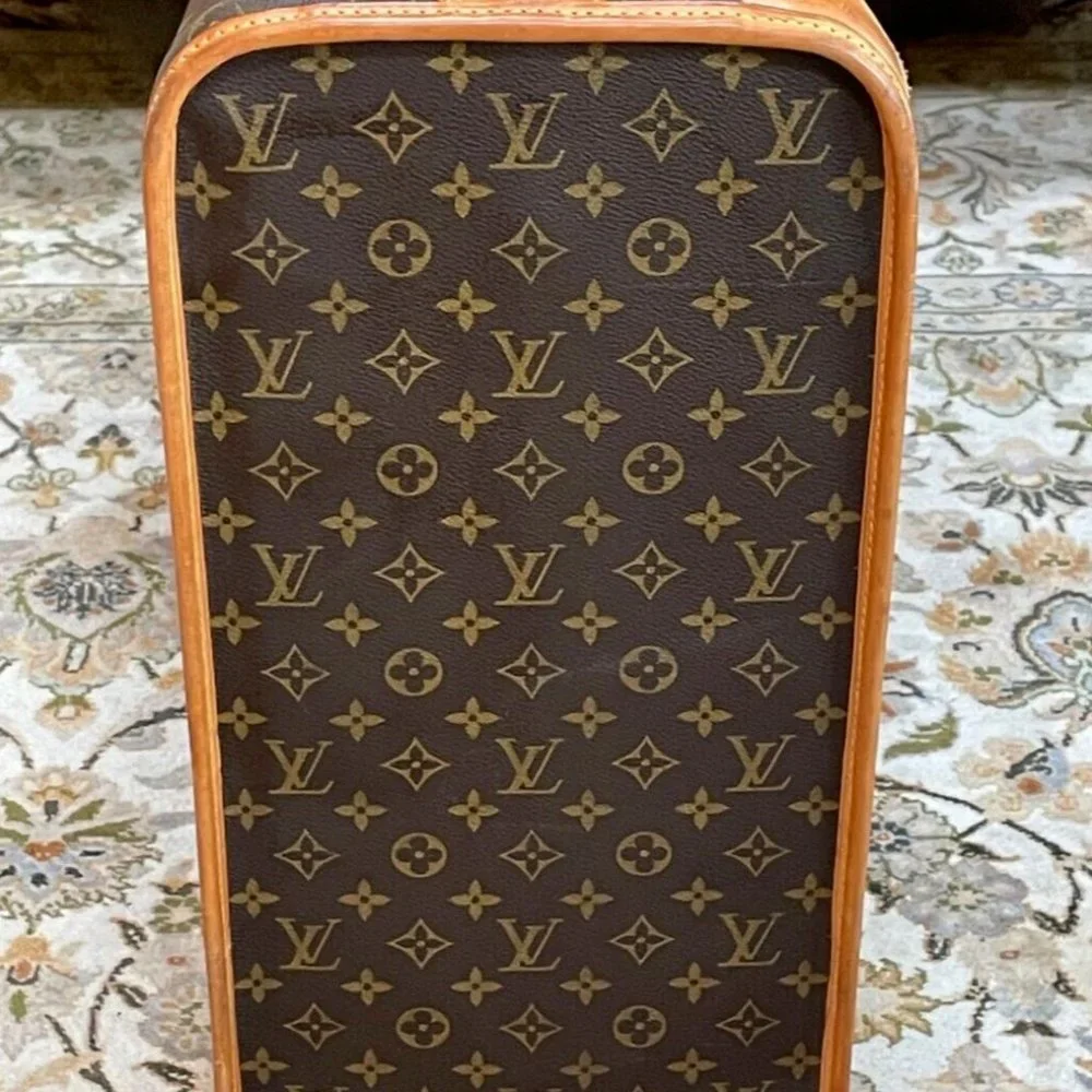 Louis Vuitton Extra Large Vintage Monogram Softcase Luggage Suitcase 72mm/28 3/8